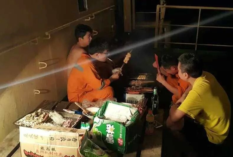 国际货轮工作照！环境照！