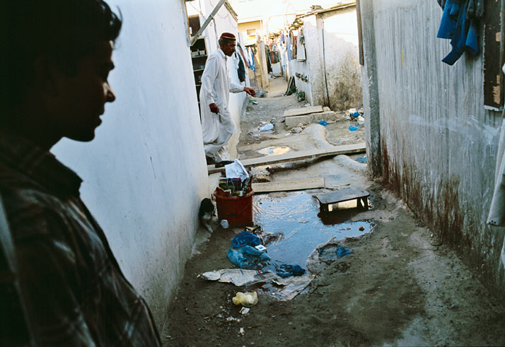 迪拜是出国打工的天堂？看一看真实的迪拜