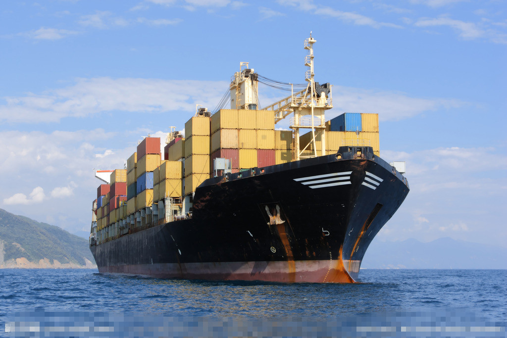 国际货轮招聘水手机工厨师电焊，收入高待遇好，包吃住