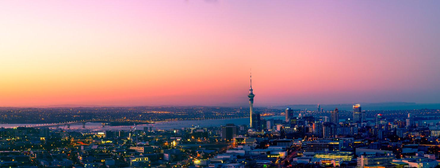 新西兰汽车钣金招聘。可携带家属小孩，全家移民，月收入1.3万以上