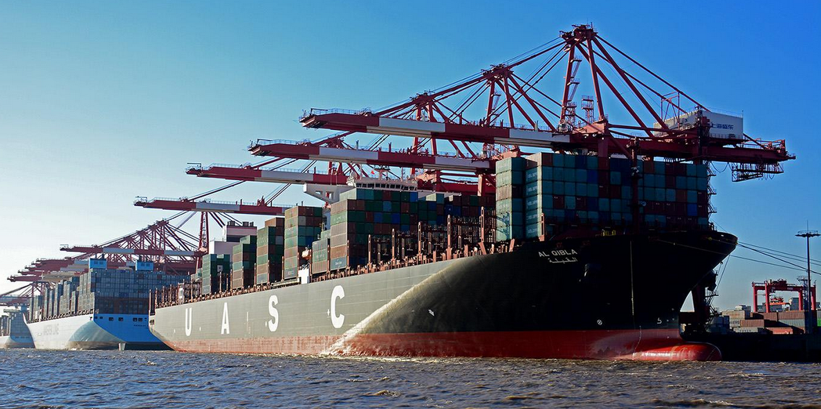 国际货轮工作环境图