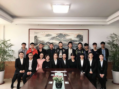 2018年日本留学4月生第二批出境学生合影留念