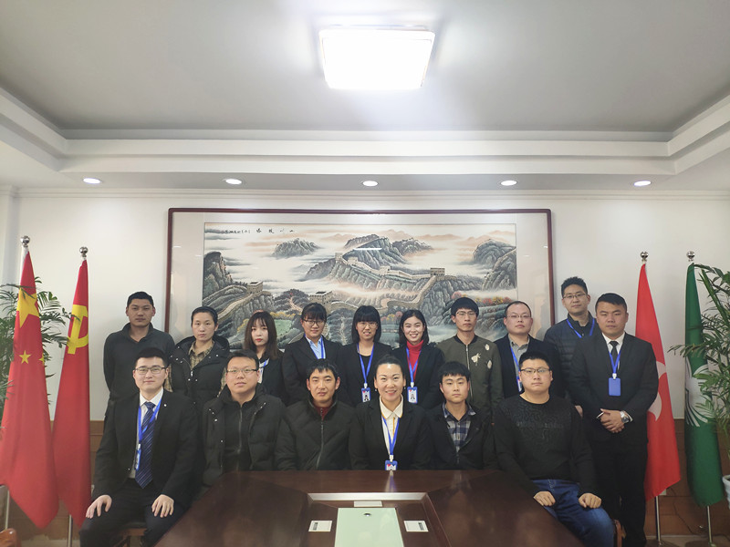 赴日留学生合影留念，祝各位同学一切顺利！