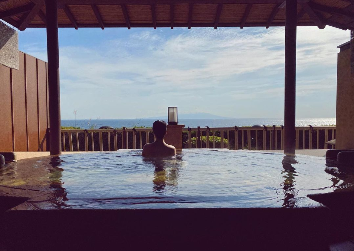 日本各大酒店招聘服务岗位 带薪培训 工资月入1万+ 可全家移民