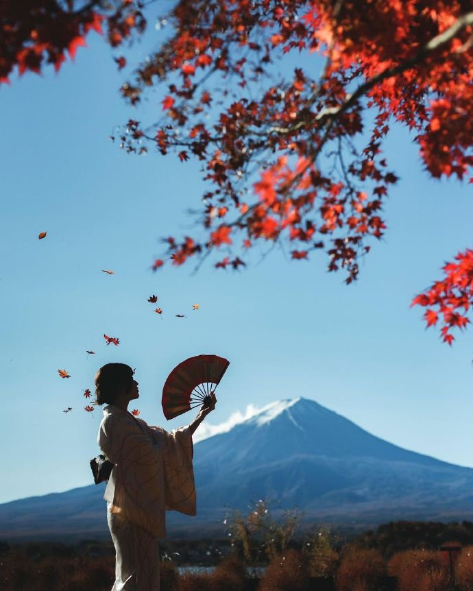 日本人文工作签 免税店温泉酒店多行业多工种招聘 挣钱移民好项目