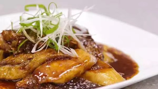 新西兰工签 奥克兰急招一上海菜厨师 月薪2万+可全家移民